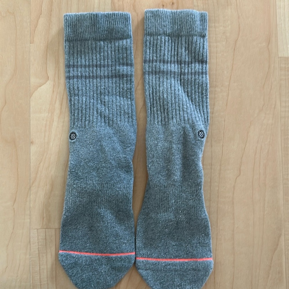 Women’s Stance crew socks